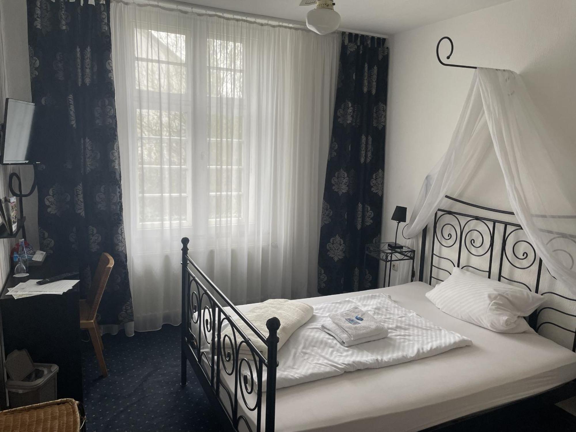 Hotel Jaegerhof Kettwig Essen Room photo